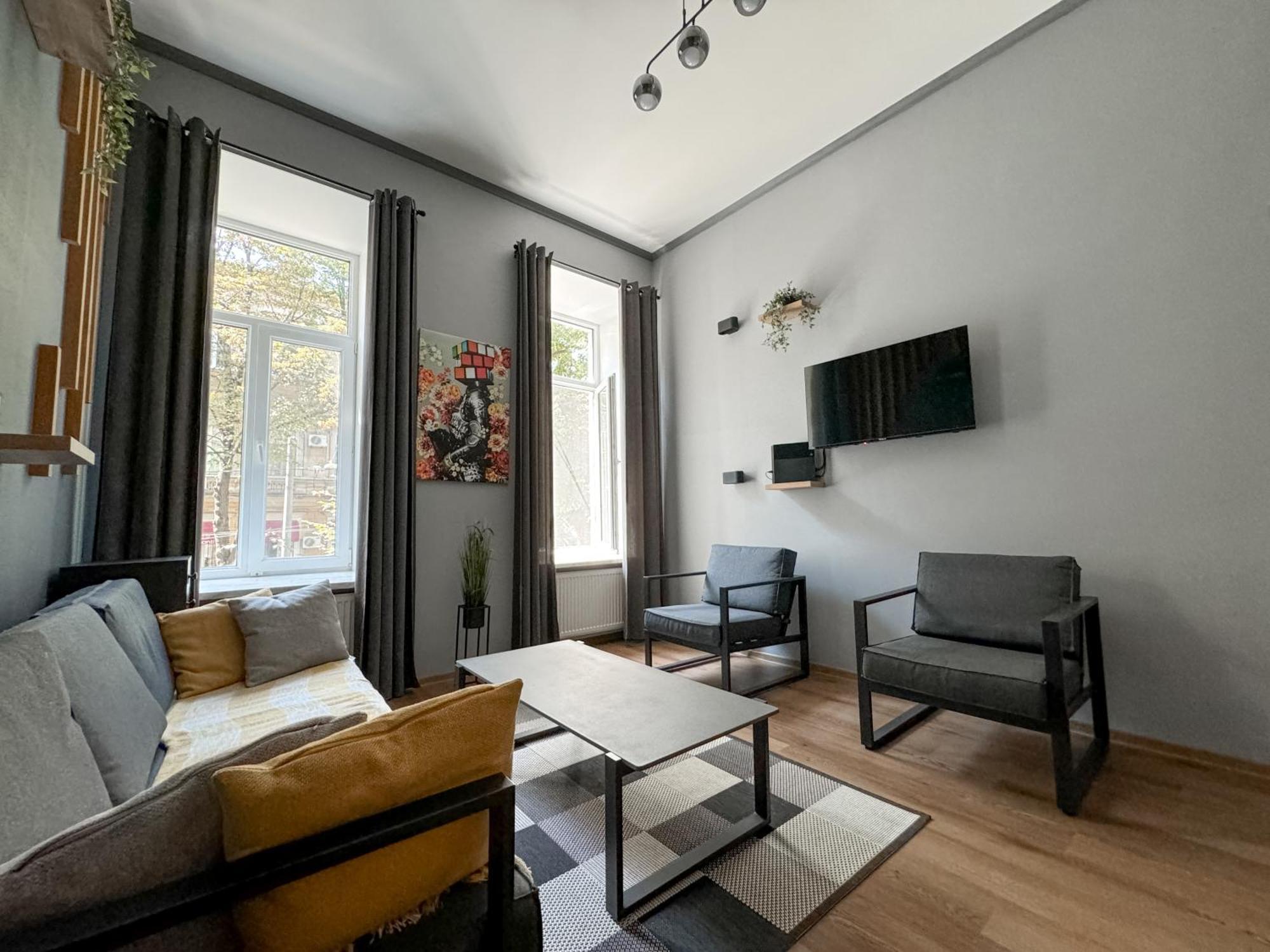 Apartments White Pearl Sadova Odessa Eksteriør bilde